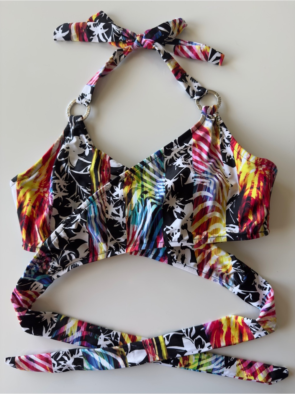 Venus Laguna Wrap Underwire Top - Opposites Attract Tropical Print Bikini Top